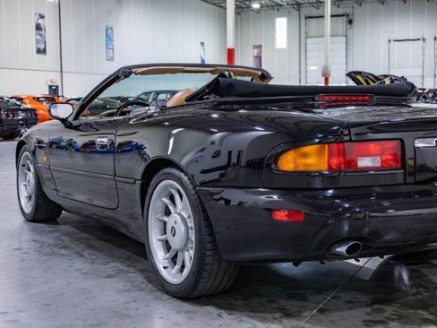 Used 1997 Aston Martin DB7 Volante RWD image 37