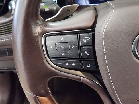Used 2020 Lexus LS 500 w/ Interior Upgrade Package RWD image 48