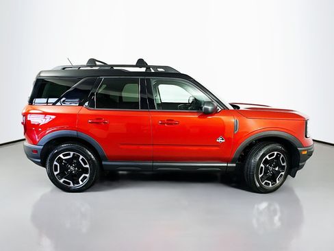 Used 2024 Ford Bronco Sport Outer Banks w/ Tech Package AWD/4WD image 8