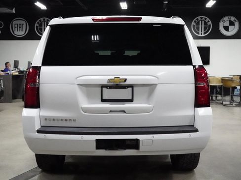 Used 2020 Chevrolet Suburban LT AWD/4WD image 5