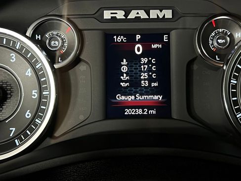 Used 2024 RAM 2500 Big Horn w/ Bed Utility Group image 14