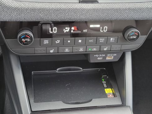 New 2026 Subaru Outback Limited image 12