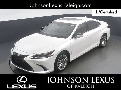 Used 2021 Lexus ES 300h Ultra Luxury w/ Accessory Package 2 FWD image 24