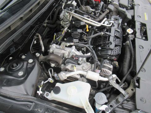 Used 2024 Nissan Altima 2.5 SV w/ SV Premium Package image 13