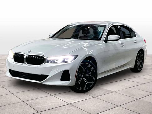 Used 2025 BMW 330i Sedan w/ Convenience Package image 1