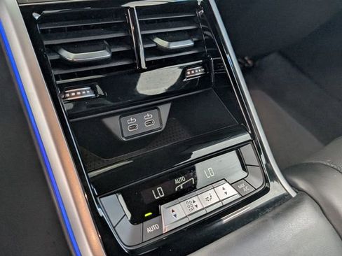 Used 2023 BMW 840i Gran Coupe w/ Driving Assistance Package image 10