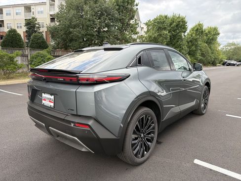 New 2026 Toyota C-HR AWD/4WD image 4