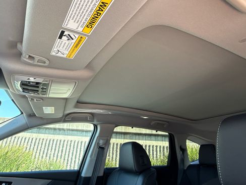 Used 2024 Acura MDX SH-AWD w/ Technology Package image 25