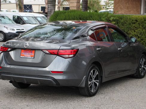 Used 2021 Nissan Sentra SV image 9