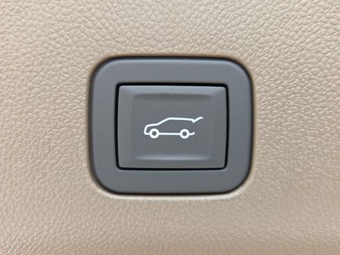 New 2026 GMC Yukon Denali w/ Denali Reserve Package AWD/4WD image 7