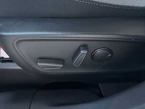 Used 2022 Ford Escape SE w/ Convenience Package image 21