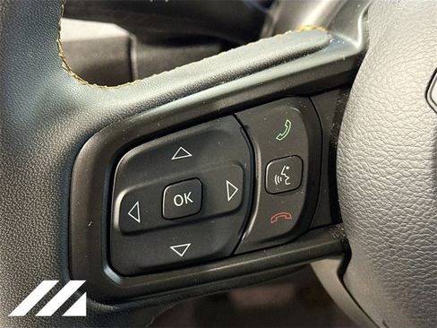 Used 2024 Jeep Wrangler Unlimited w/ Convenience Group image 12