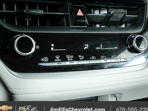 Used 2022 Toyota Corolla Cross L FWD image 15