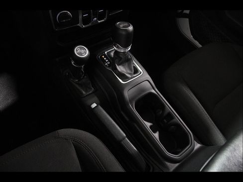 Used 2023 Jeep Wrangler Unlimited Sport AWD/4WD image 16