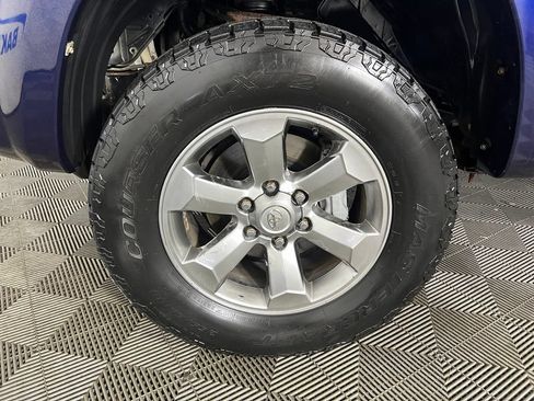 Used 2006 Toyota 4Runner Limited AWD/4WD image 30