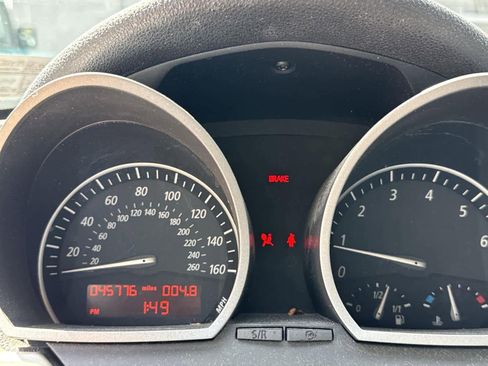 Used 2004 BMW Z4 2.5i image 24