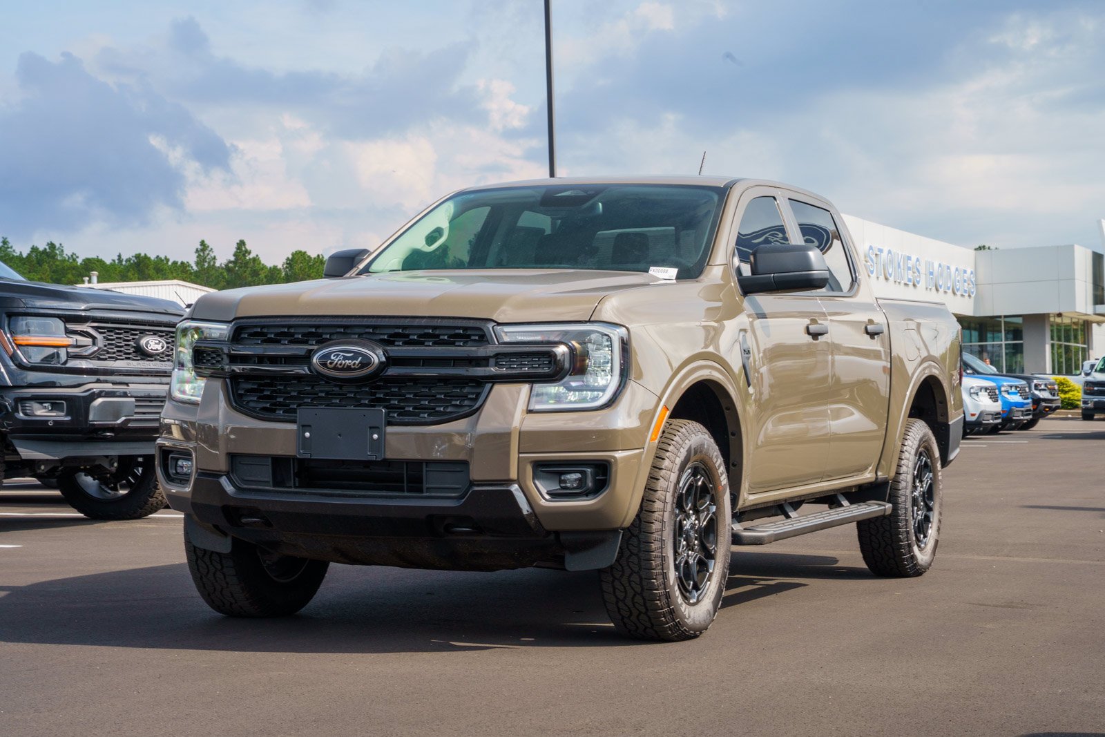 New 2026 Ford Ranger XLT w/ Equipment Group 301A High AWD/4WD image 3