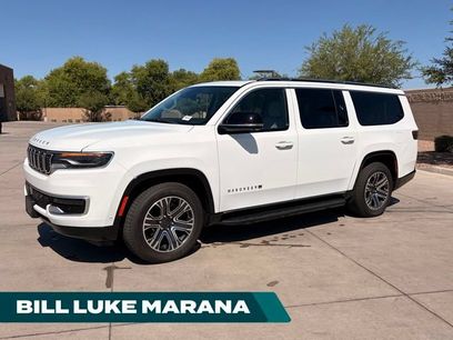 Used 2023 Jeep Wagoneer L 4WD w/ Premium Group I