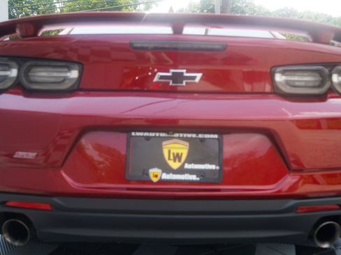 Used 2022 Chevrolet Camaro SS RWD image 20