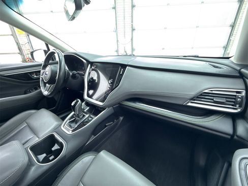 Used 2020 Subaru Outback Onyx Edition XT w/ Popular Package #2 image 16