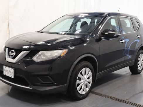 Used 2015 Nissan Rogue S image 5