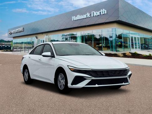 New 2026 Hyundai Elantra SE FWD image 11