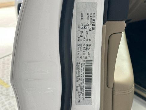 Used 2015 Jeep Grand Cherokee Limited image 20