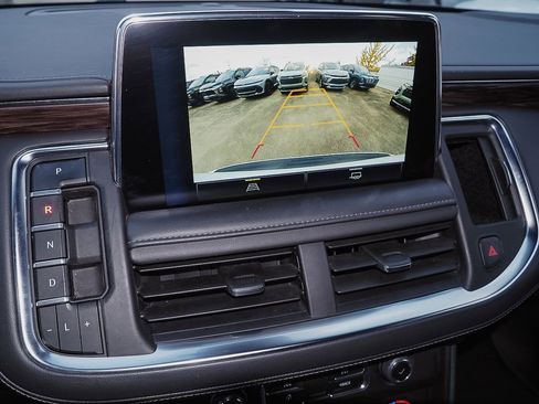 Certified 2023 Chevrolet Suburban LT image 16