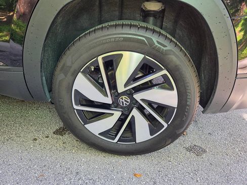 Used 2026 Volkswagen Atlas SE FWD image 19