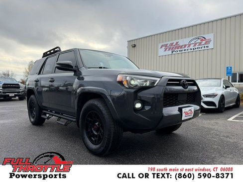Used 2024 Toyota 4Runner SR5 Premium image 1