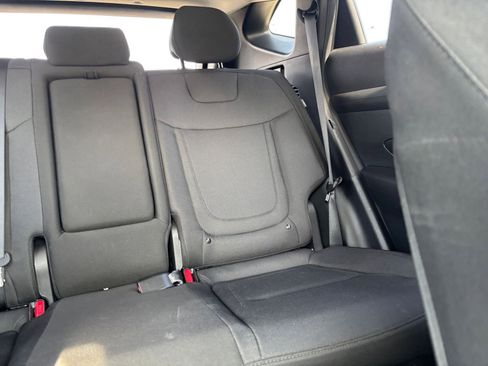 Used 2025 Hyundai Tucson Blue image 37