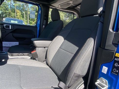 New 2026 Jeep Wrangler Sport AWD/4WD image 10