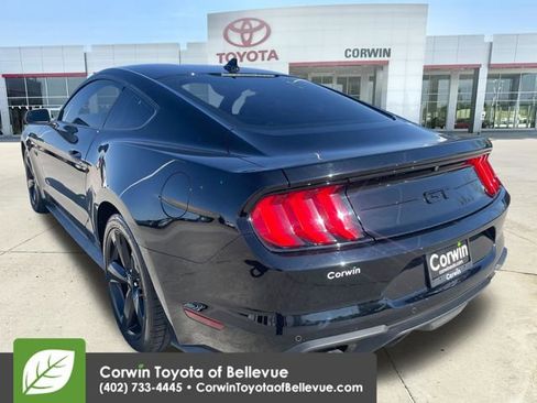Used 2021 Ford Mustang GT w/ Black Accent Package RWD image 3