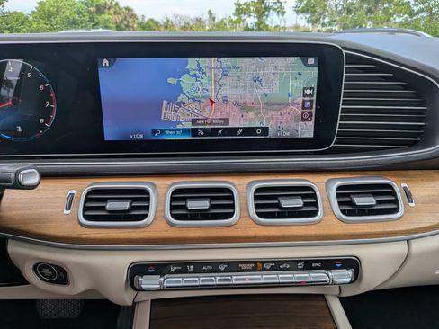 Used 2022 Mercedes-Benz GLE 350 image 25