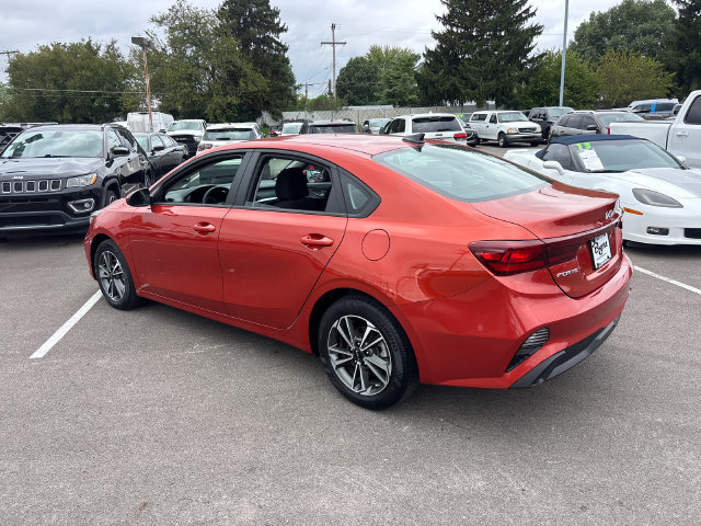 Used 2023 Kia Forte LXS FWD image 7