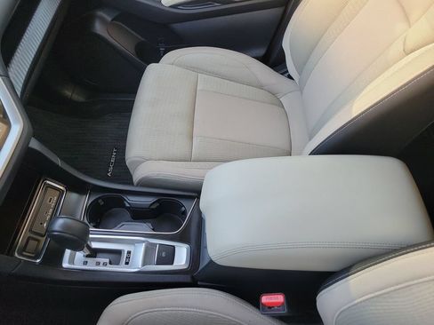 Used 2023 Subaru Ascent Premium w/ Convenience Package AWD/4WD image 22