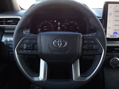 New 2025 Toyota Tacoma TRD Off-Road image 17