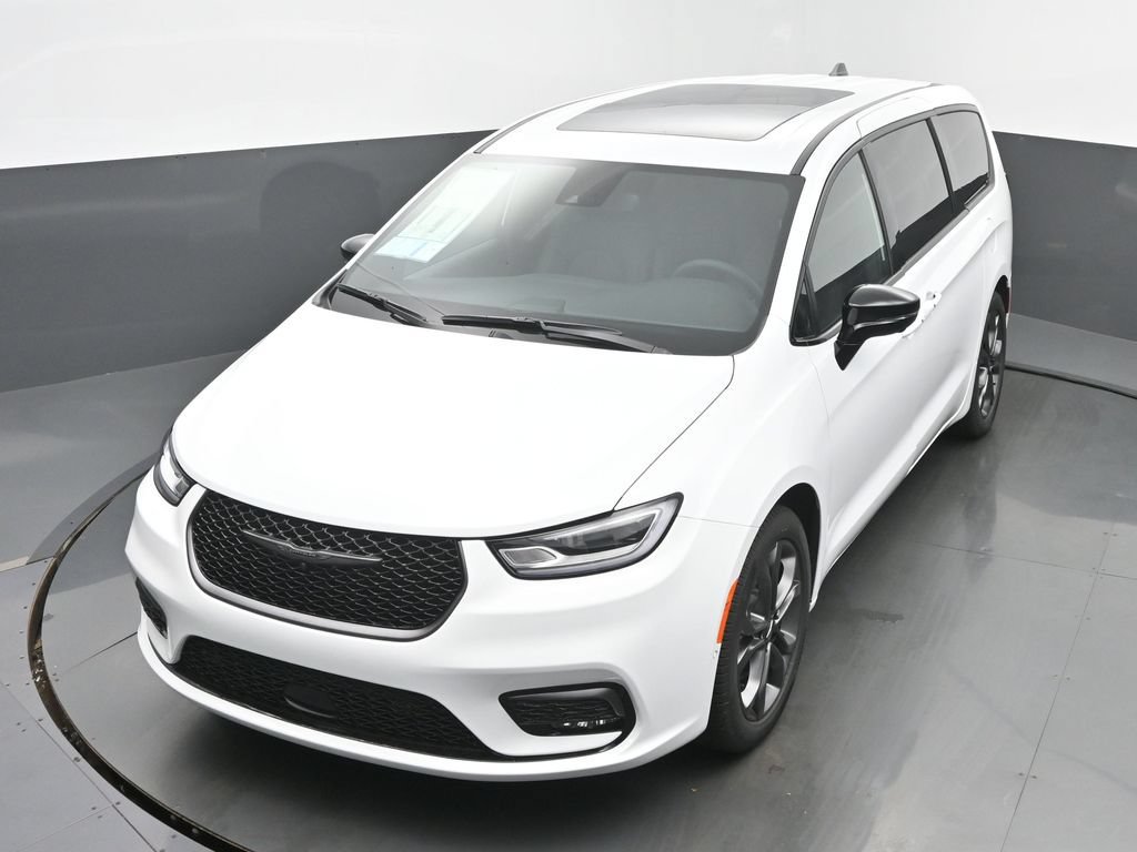 New 2026 Chrysler Pacifica Select FWD image 38