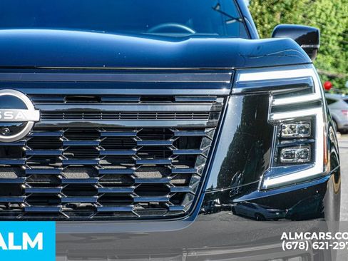 Used 2025 Nissan Armada SL RWD image 12