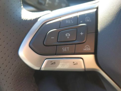 New 2026 Volkswagen Tiguan SE R-Line FWD image 26