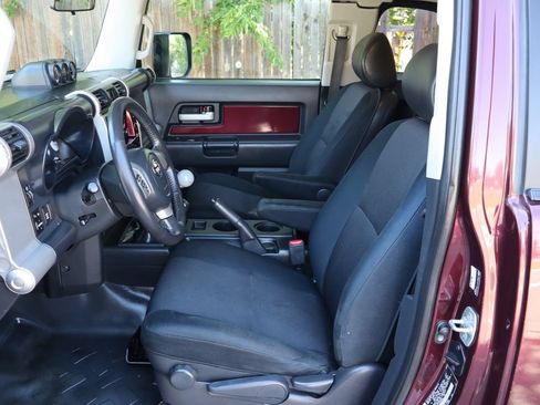 Used 2007 Toyota FJ Cruiser 4WD image 19
