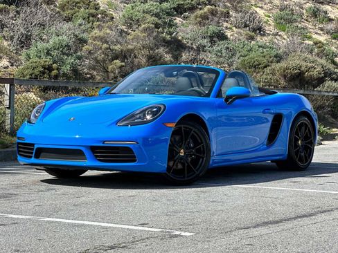 New 2025 Porsche 718 Boxster image 1