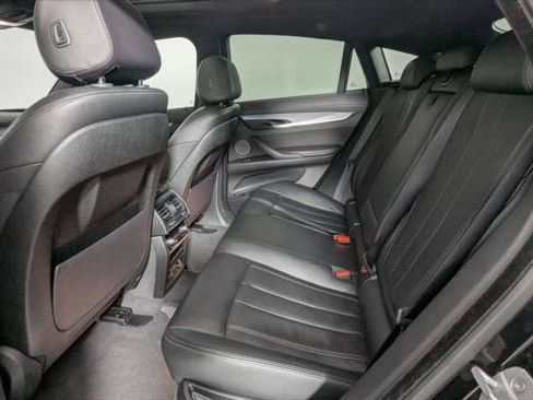 Used 2018 BMW X6 xDrive35i w/ M Sport Package AWD/4WD image 18