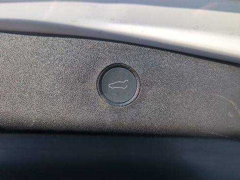 Used 2021 Tesla Model 3 Performance image 25