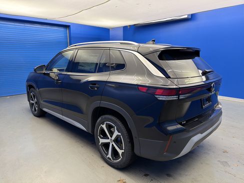 New 2026 Volkswagen Tiguan SE image 5