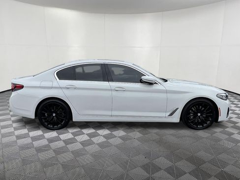 Used 2022 BMW 530i xDrive AWD/4WD image 7