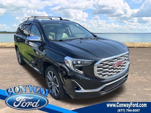 Used 2018 GMC Terrain Denali w/ Comfort Package AWD/4WD image 1