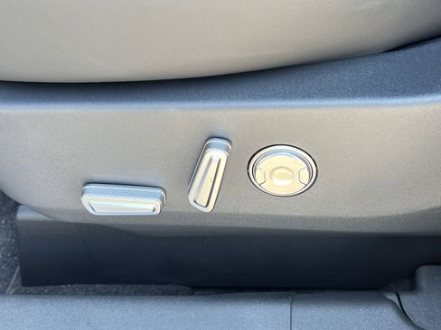 New 2025 Lincoln Nautilus Reserve w/ Jet Appearance Package image 26