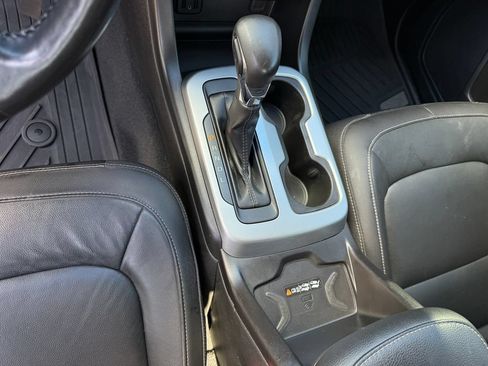 Used 2022 Chevrolet Colorado ZR2 AWD/4WD image 26