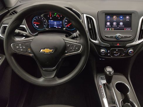 Used 2021 Chevrolet Equinox LT image 22